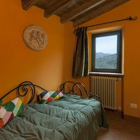 Farm stay Fattoria De' Toscani Di Starace Marialaura Salutio