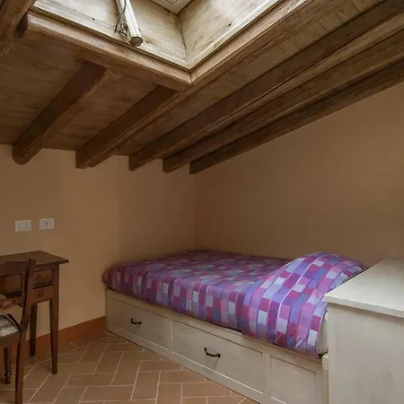Farm stay Fattoria De' Toscani Di Starace Marialaura Salutio